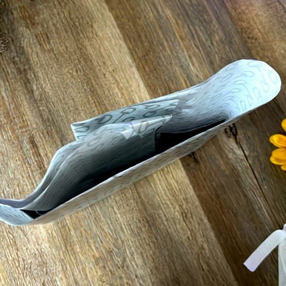 Gucci Horsebit Ribbon & Tissue - Picture 6 of 6